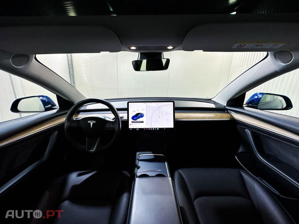 Tesla Model 3 Standard Range Plus RWD