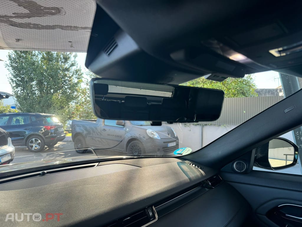 Land Rover Evoque 2.0 D240 HSE R-Dynamic