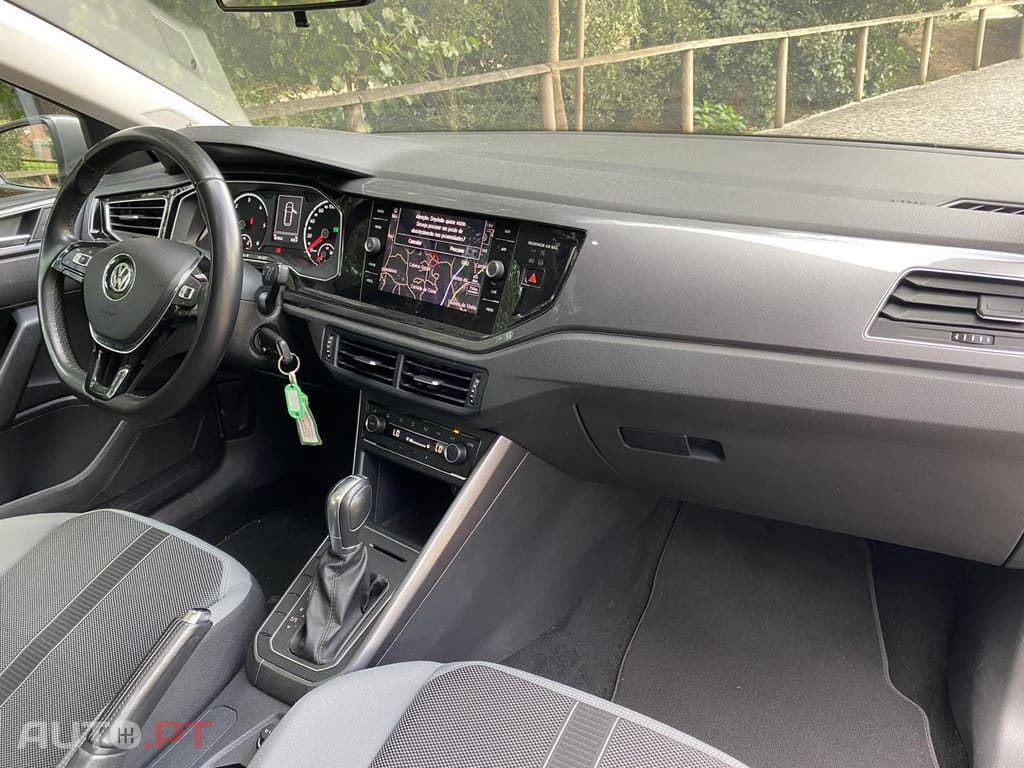 Volkswagen Polo 1.6 TDI Highline DSG