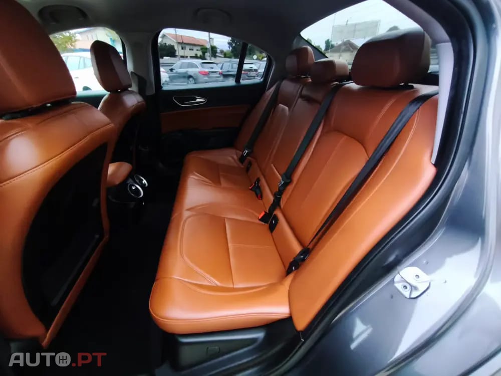 Alfa Romeo Giulia 2.2 D Super AT8