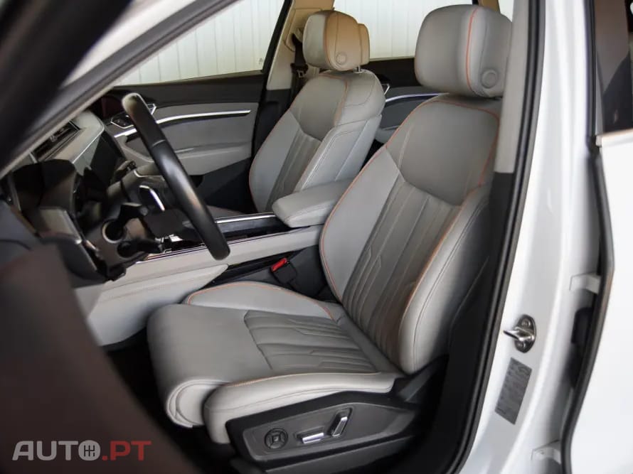 Audi E-Tron 55 quattro