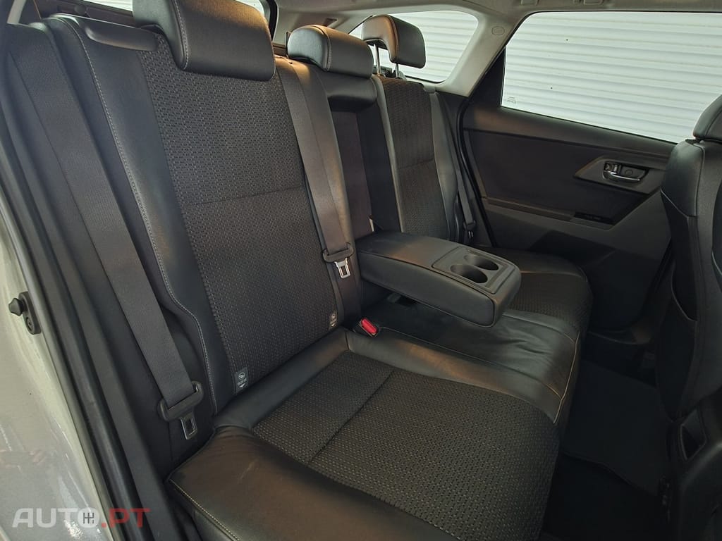 Toyota Auris 1.8 HSD Exclusive +TSS+Navi