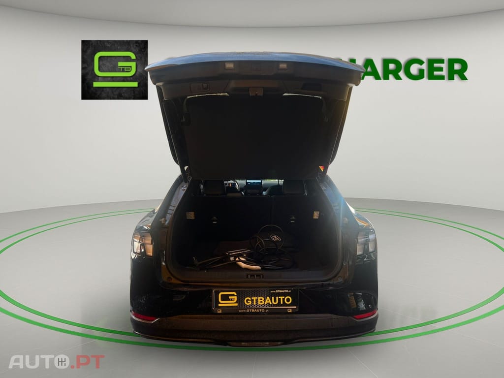 Ford Mustang Mach-E 75.7 kWh Premium AWD