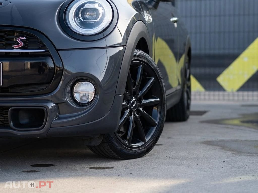 MINI Cooper Cooper S Auto Desportiva