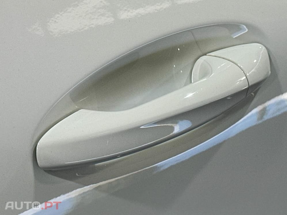 Mercedes-Benz EQA 250 AMG Line