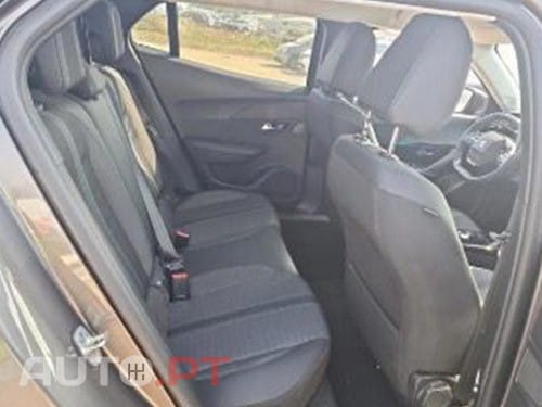 Peugeot 2008 1.2 PureTech Allure Pack EAT8