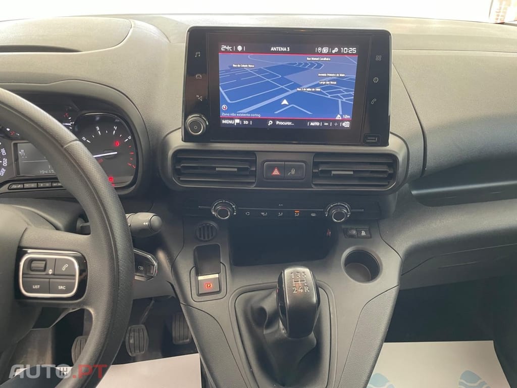 Citroën Berlingo 1.6 BlueHDi L1 — fotografia 17