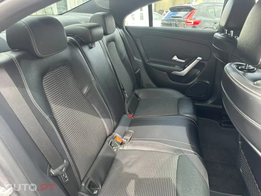 Mercedes-Benz CLA 180 Cla 180d  Aut.