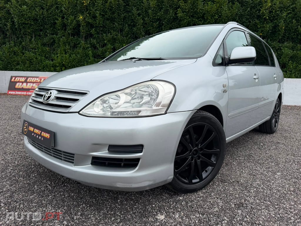 Toyota Avensis Verso 2.0 D-4D