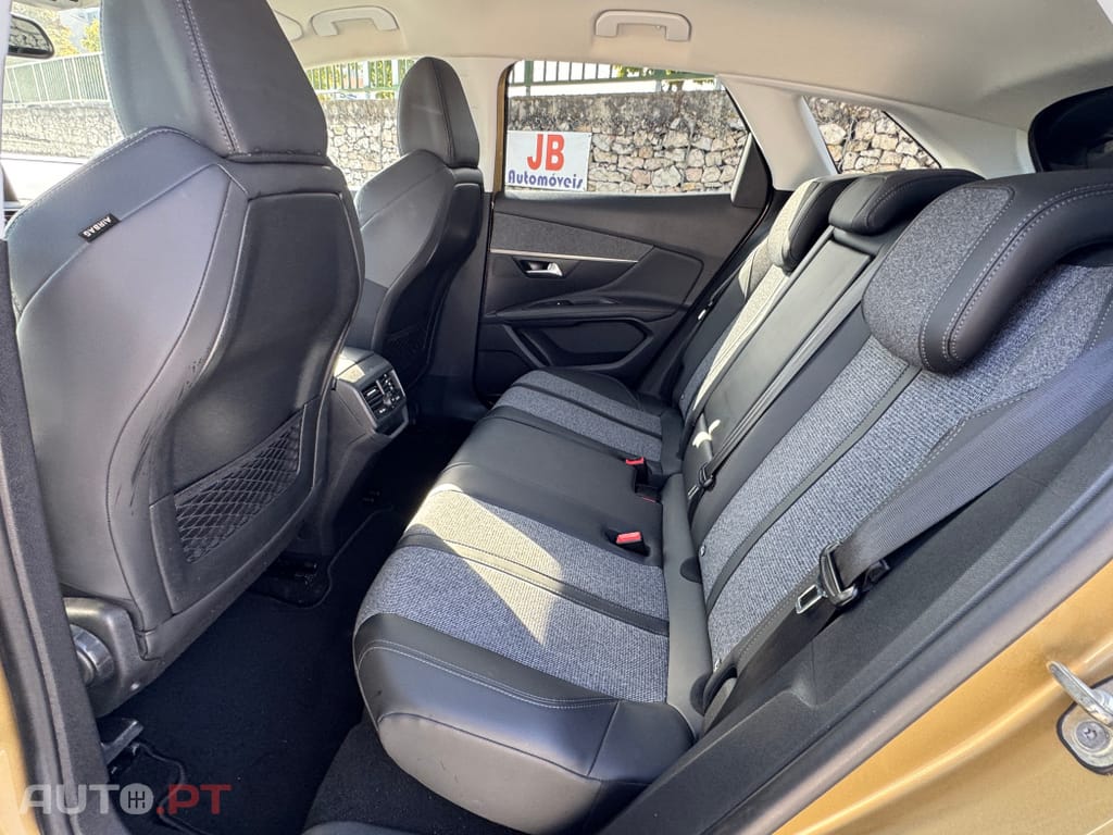 Peugeot 3008 1.2 PureTech Allure
