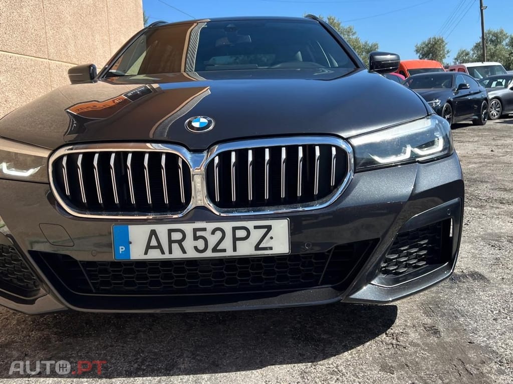 BMW 520 d Pack Desportivo M Auto