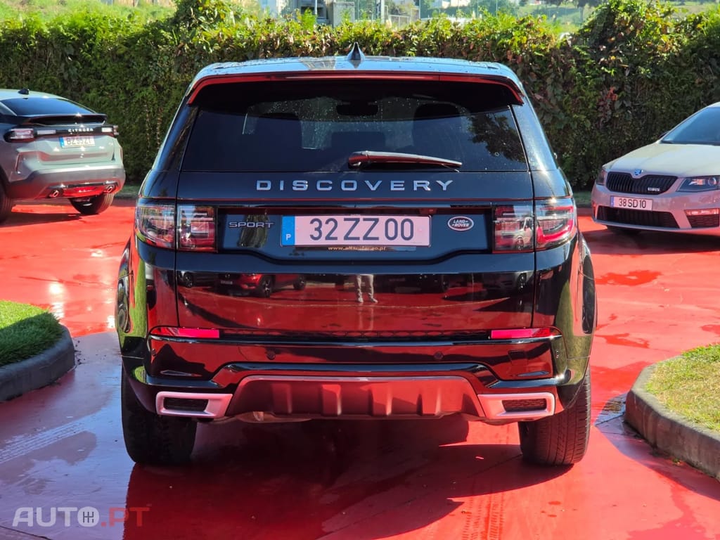 Land Rover Discovery Sport Outro