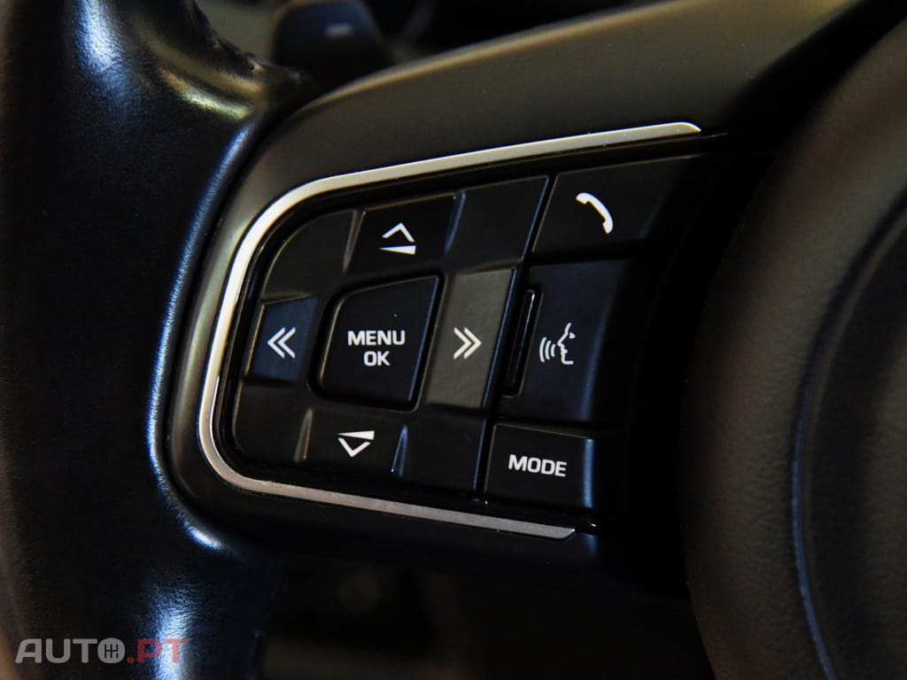 Jaguar XE 2.0 D Portfolio Aut.