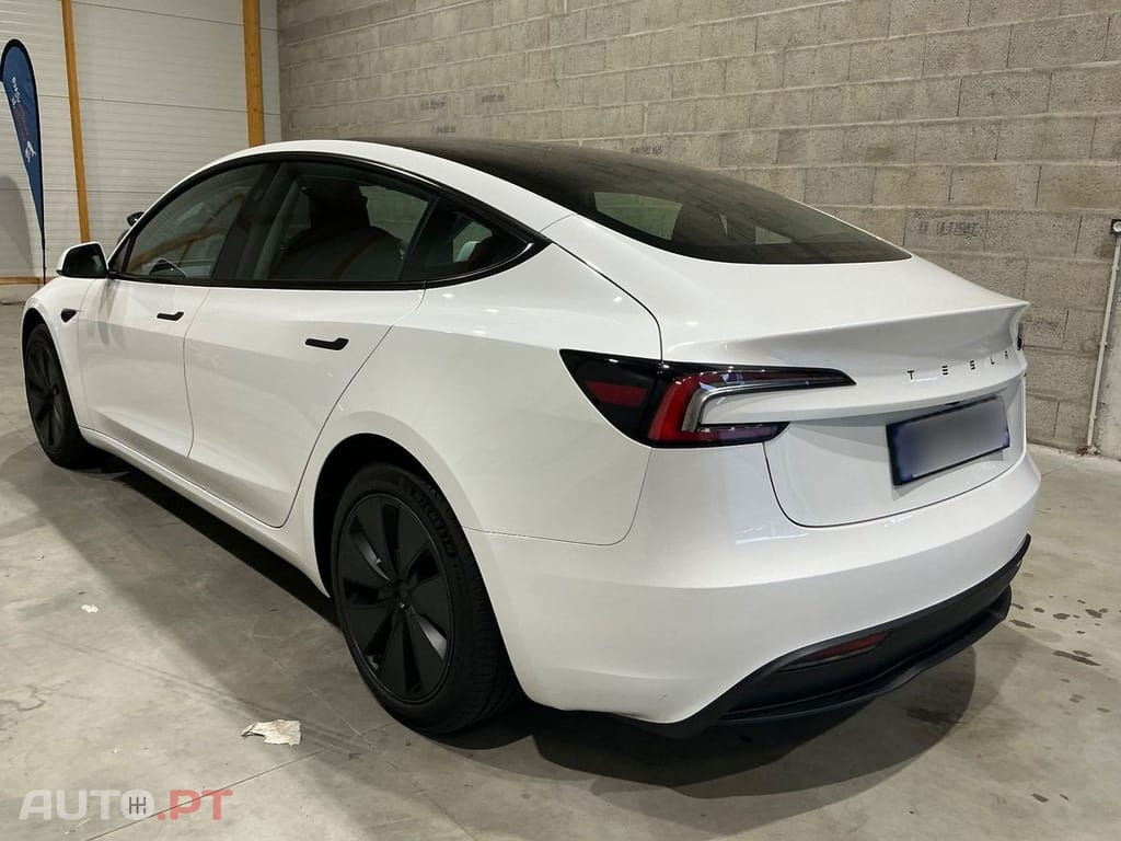 Tesla Model 3 Tração Traseira Premium