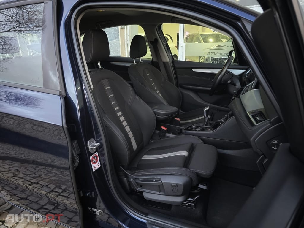 BMW 216 d Line Sport