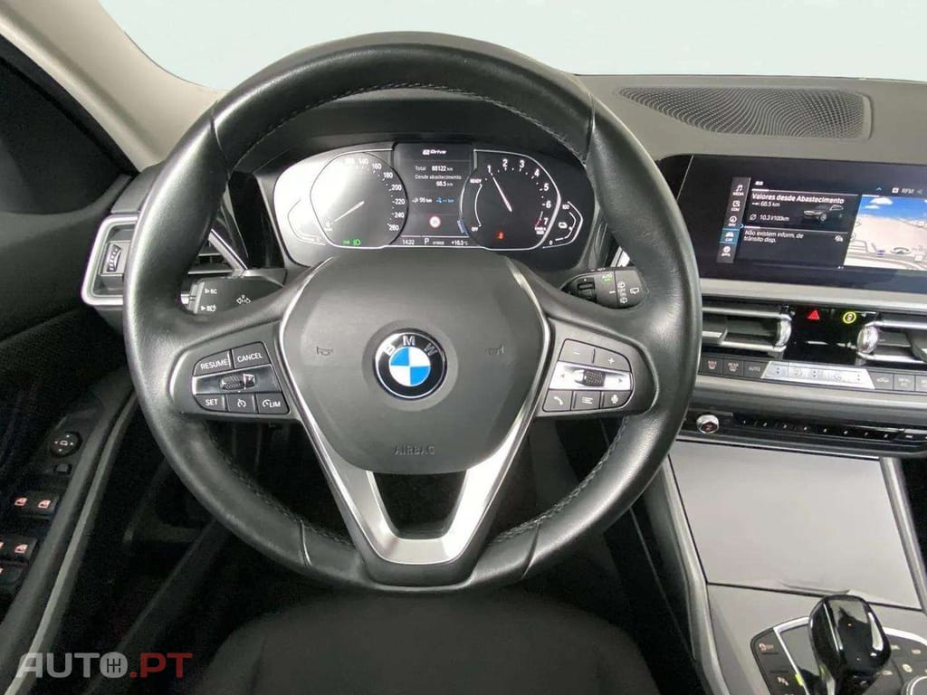 BMW 330 e Touring Corporate Edition Auto