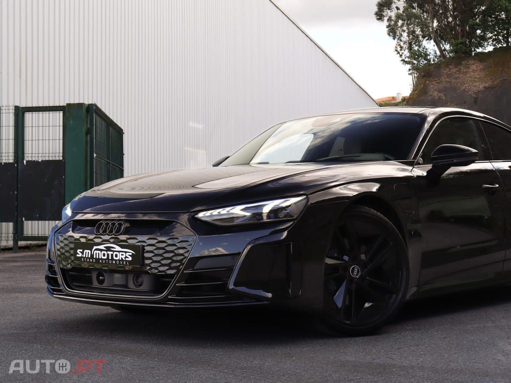 Audi E-Tron GT quattro
