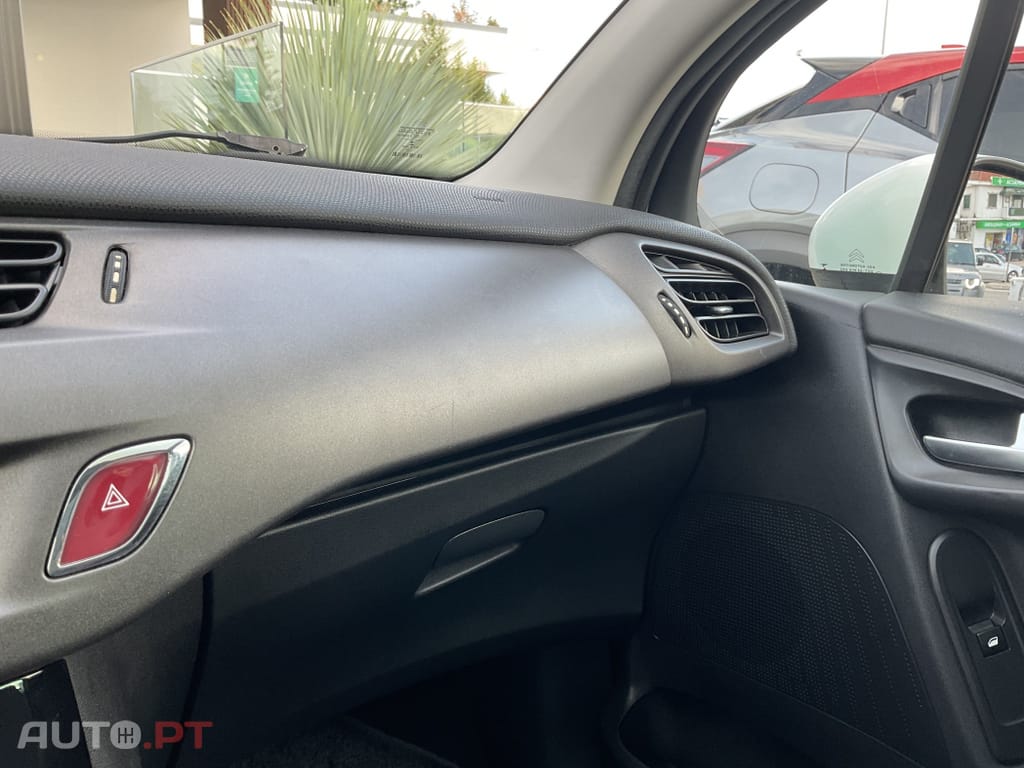 Citroen C3 1.2 PureTech Attraction