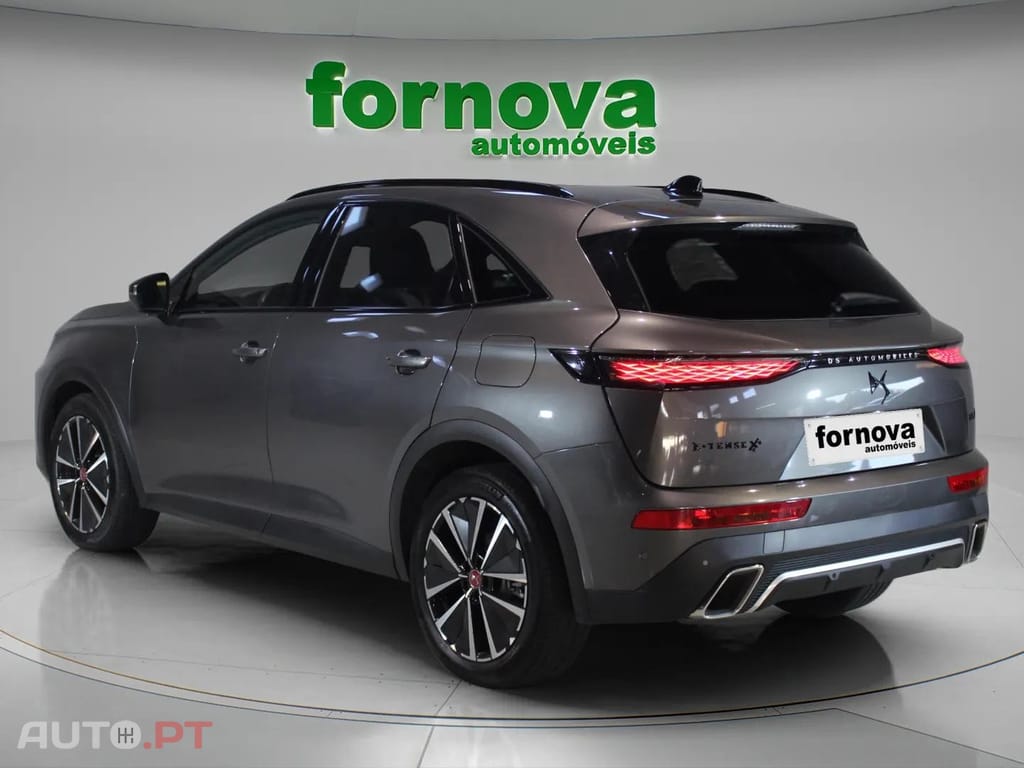 DS DS7 E-Tense 4x4 Performance Line +