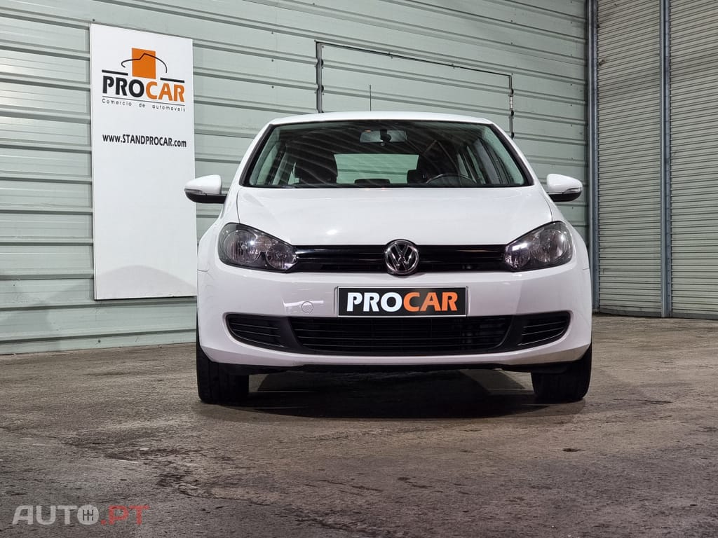 Volkswagen Golf 1.6 TDi Confortline DSG