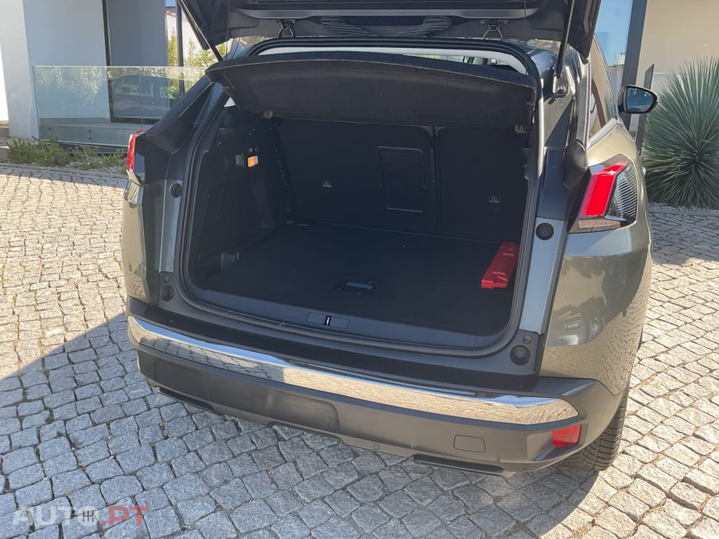 Peugeot 3008 1.2 PureTech Allure