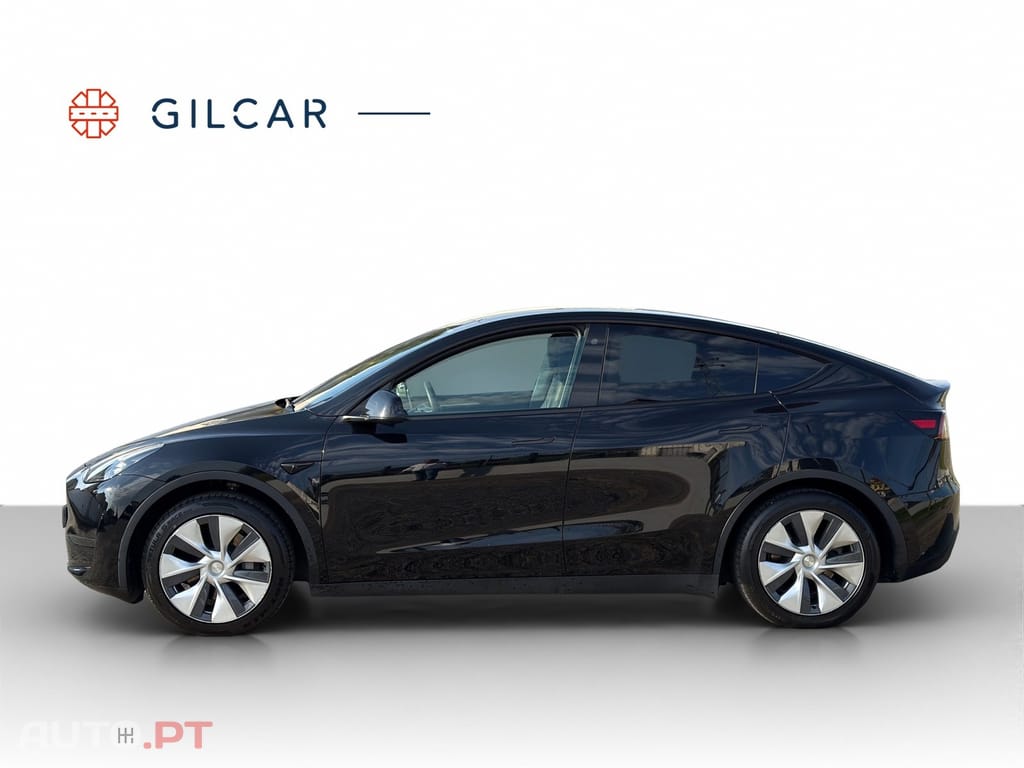 Tesla Model Y Standard RWD