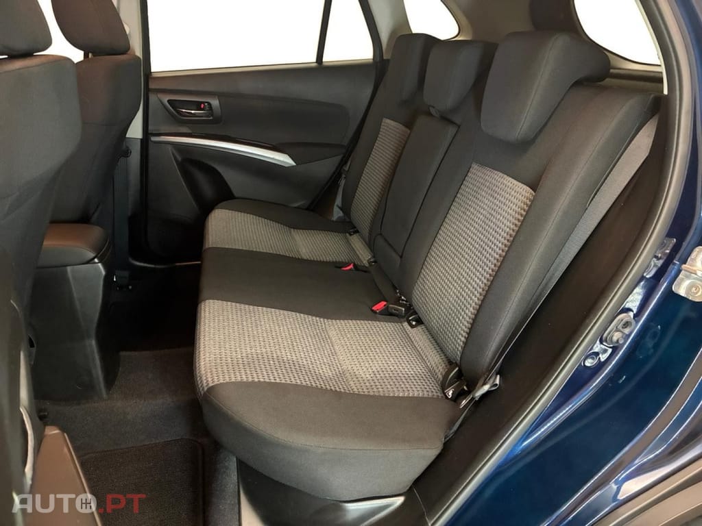 Suzuki S-Cross 1.4 Boosterjet Hybrid Privilège