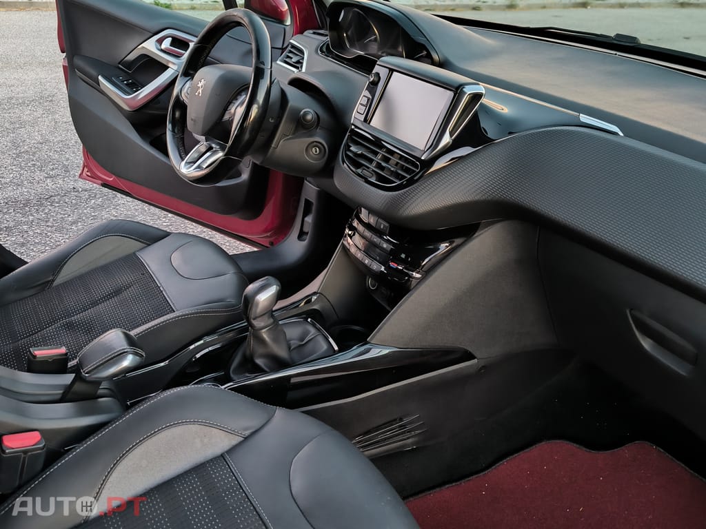 Peugeot 2008 Allure