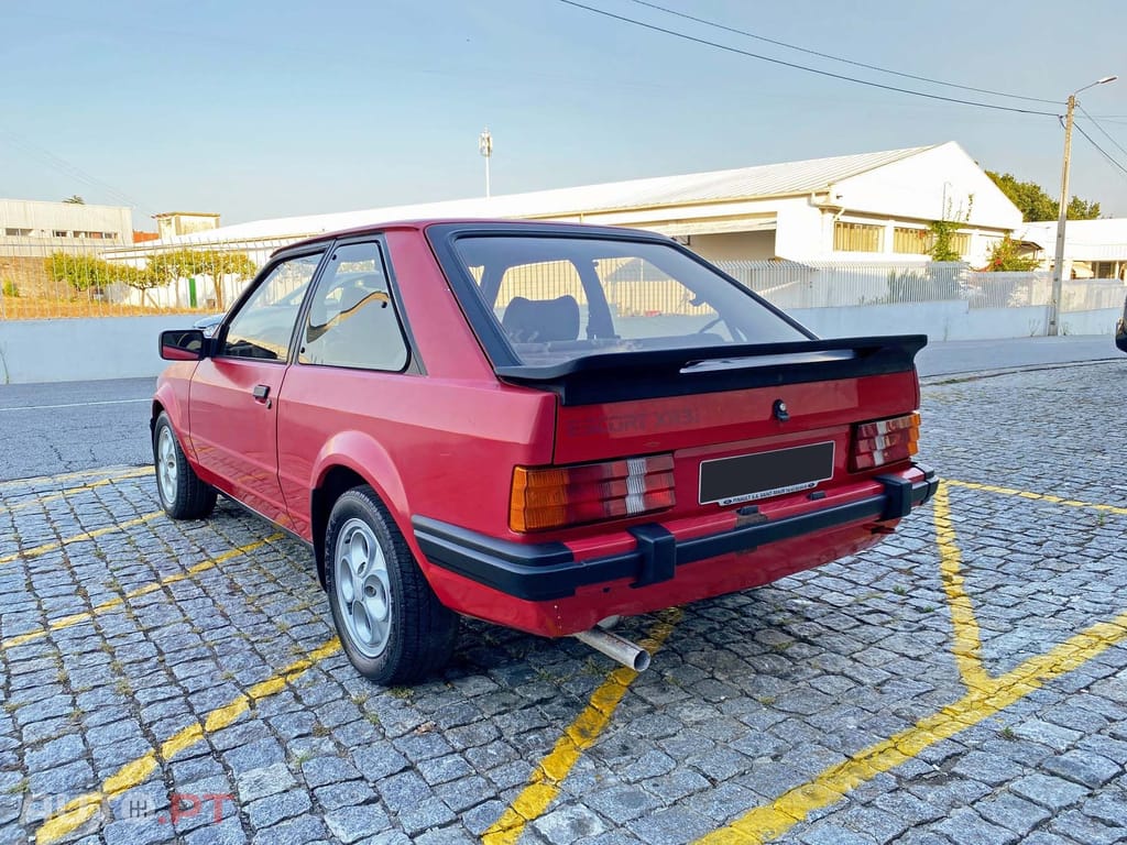 Ford Escort XR3i