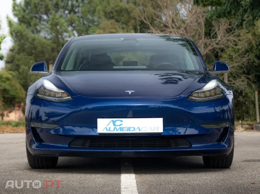 Tesla Model 3 Long-Range Dual Motor AWD