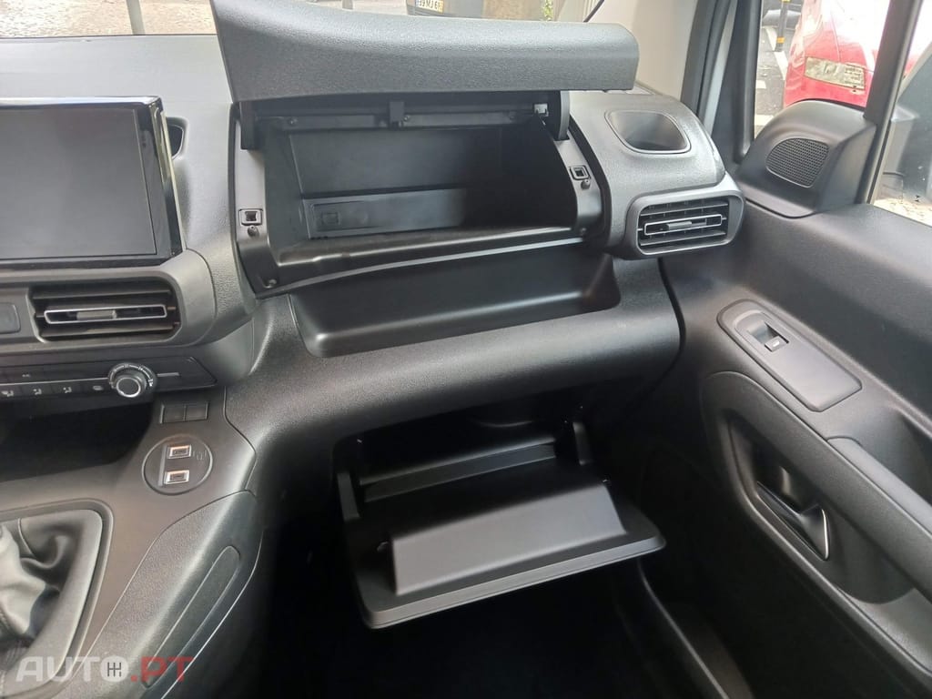 Peugeot Partner 1.5 BlueHDi Pro Standard Plus