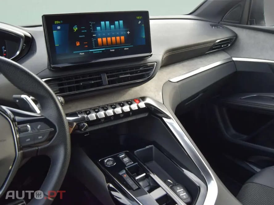 Peugeot 3008 1.6 HYBRID GT PACK e-EAT8