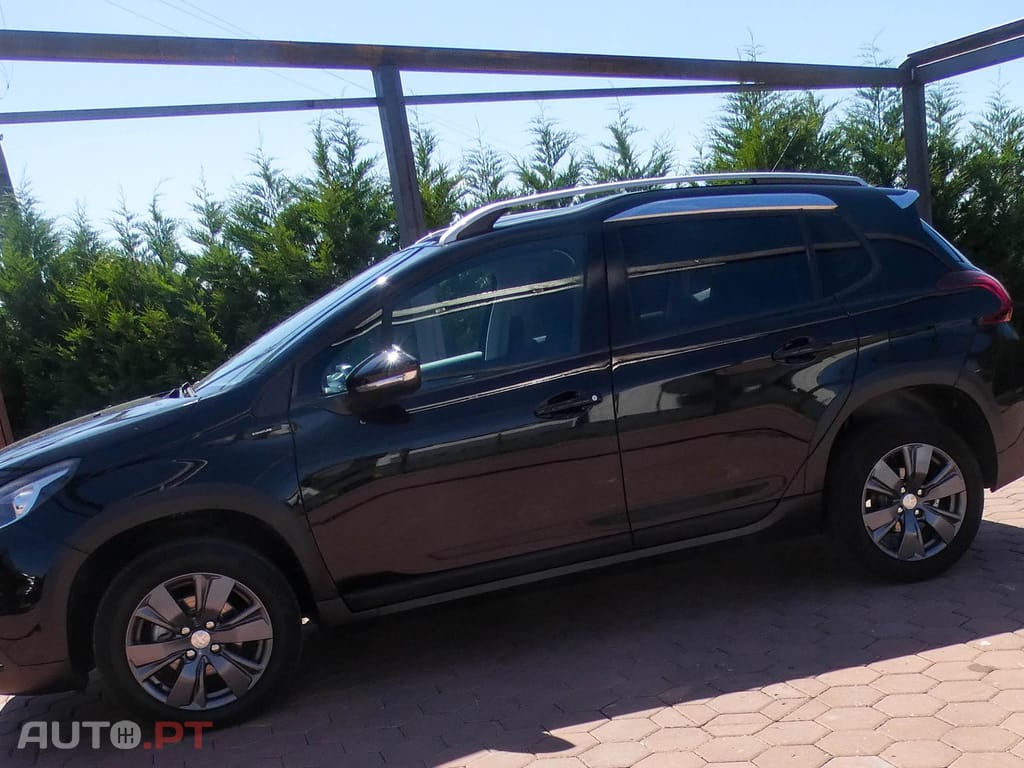 Peugeot 2008 1.5 BlueHDi Style