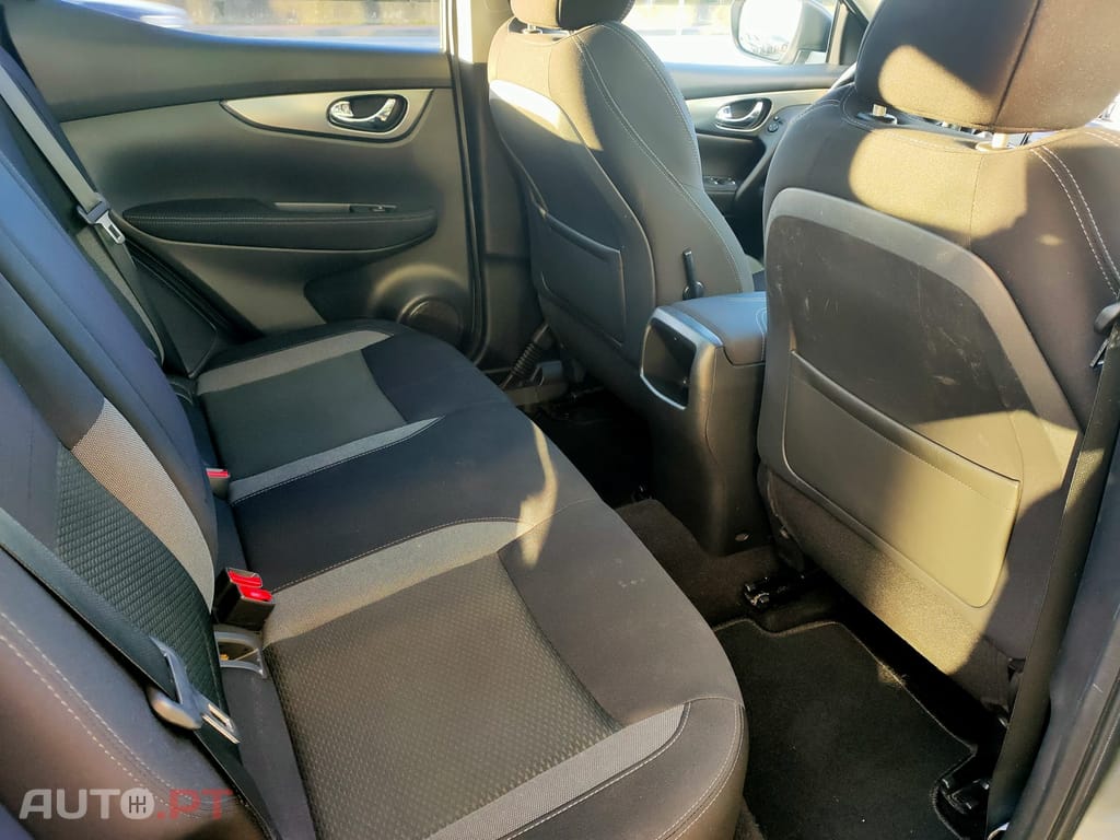 Nissan Qashqai 1.5Dci N Connecta 18