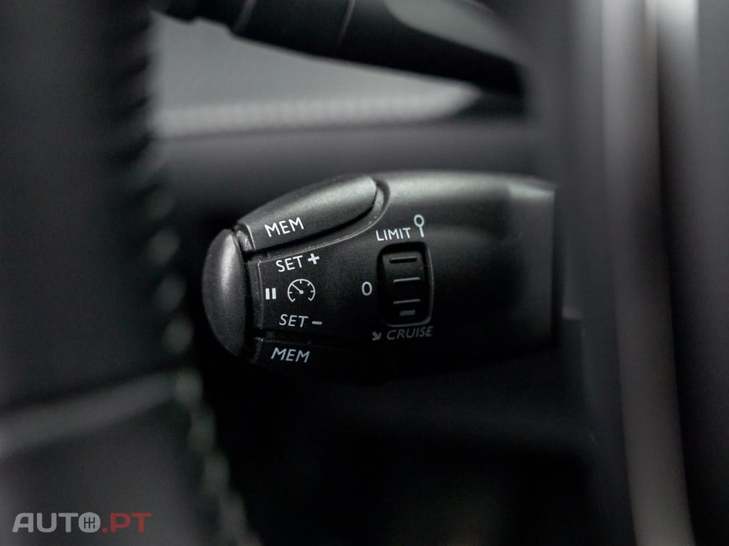 Peugeot E-208 50 kWh Active Pack