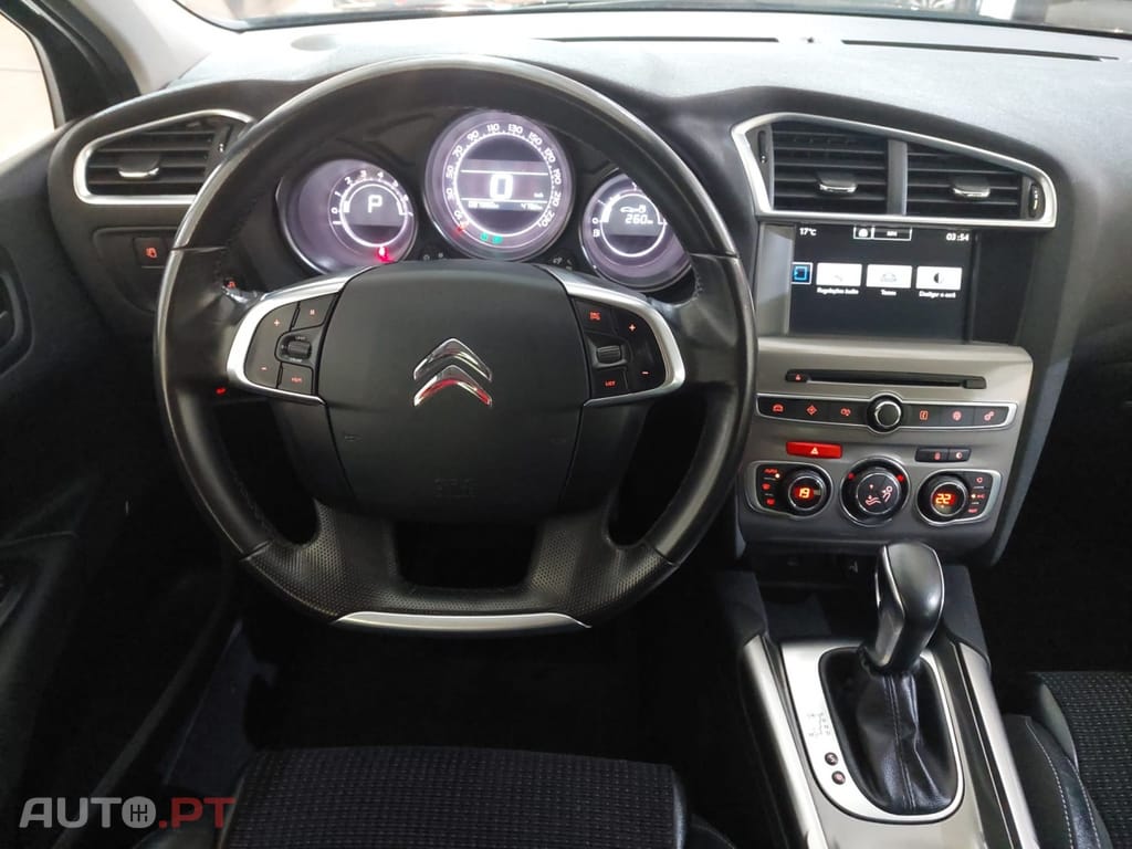 Citroen C4 PureTech 130 Stop & Start EAT6 Selection