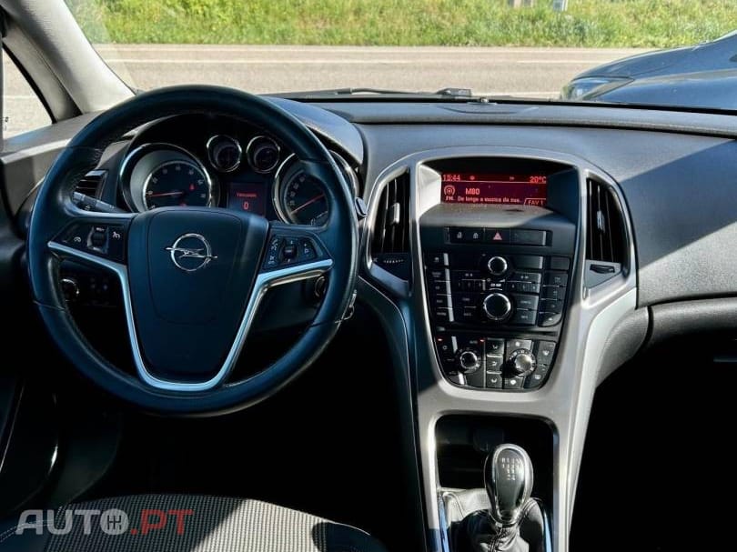 Opel Astra Sports Tourer 1.4 Cosmo
