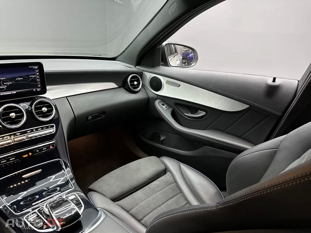 Mercedes-Benz C 300 e AMG Line