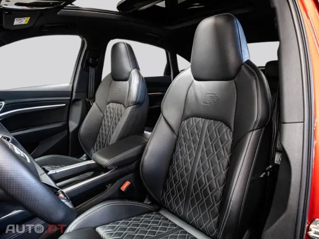 Audi E-Tron I.V.A DEDUTIVEL S BLACK