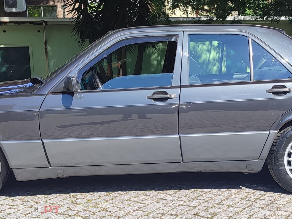 Mercedes-Benz 190 E 1.8