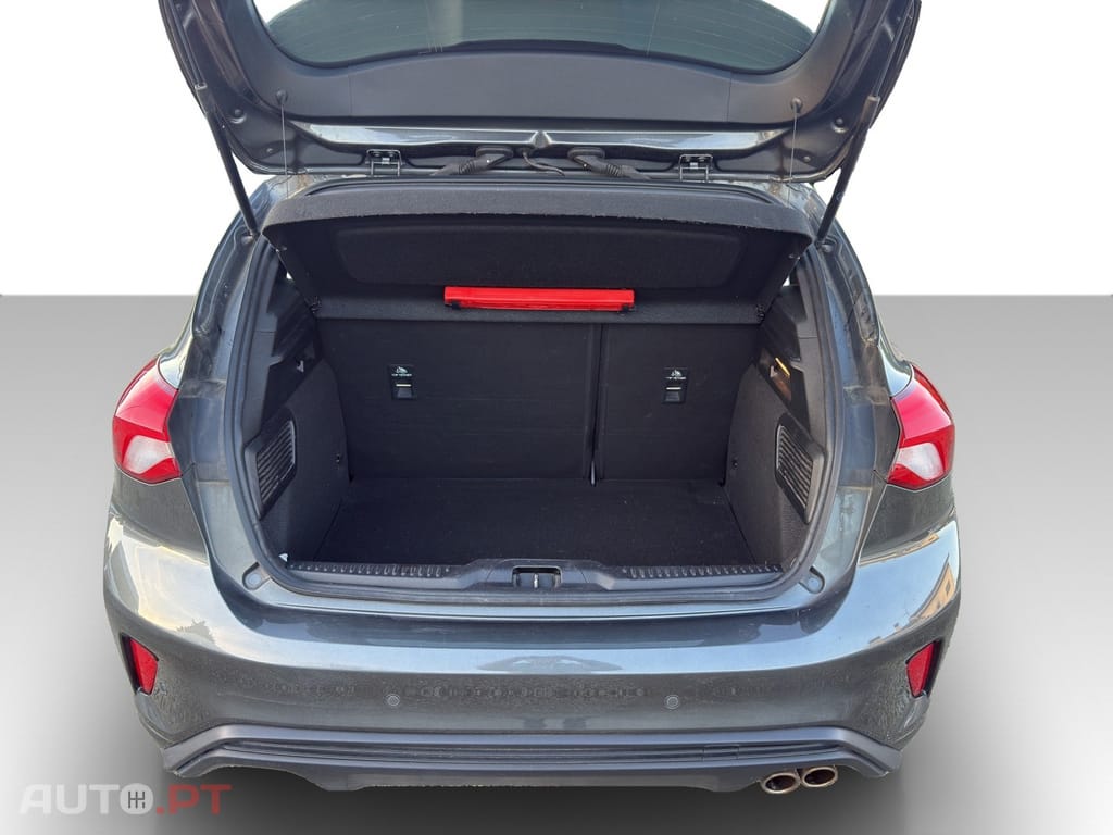 Ford Focus 1.0 EcoBoost Hybrid ST-LINE