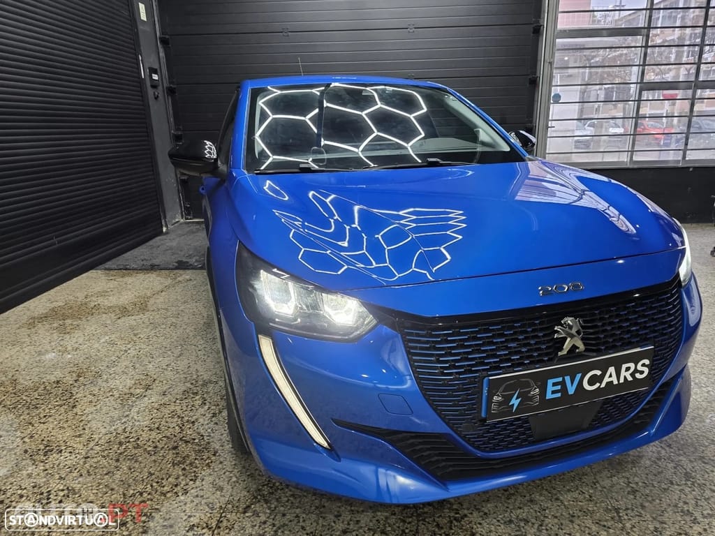 Peugeot E-208 50 kWh Allure Pack