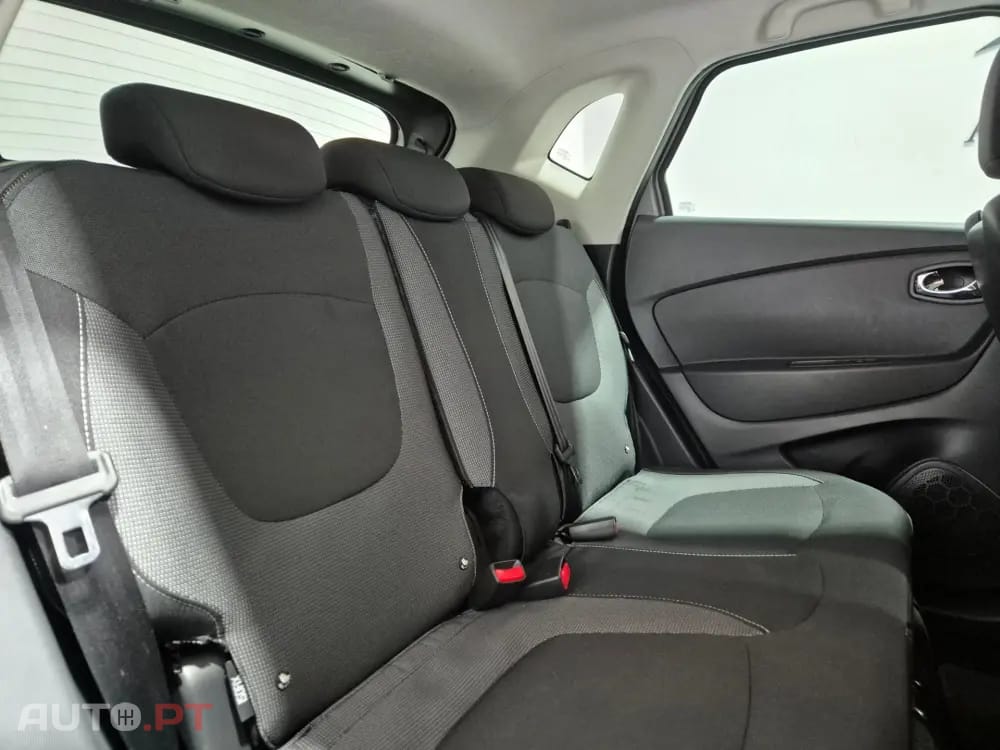 Renault Captur ENERGY TCe 120 EDC Intens