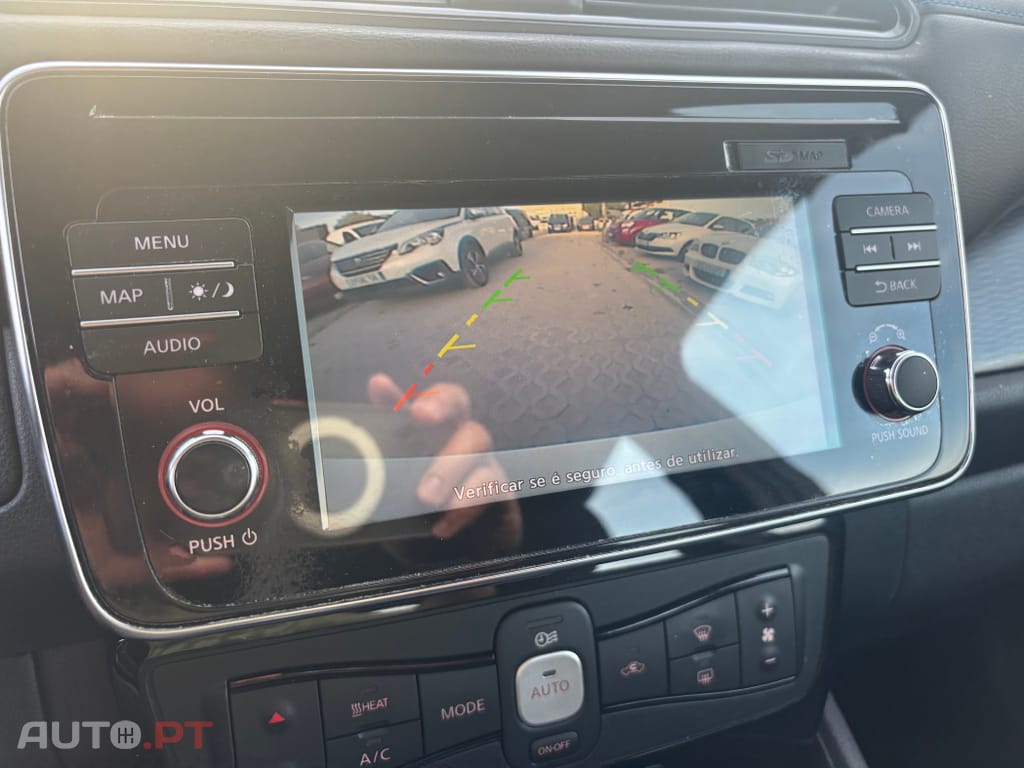 Nissan Leaf Tekna ProPilot Park