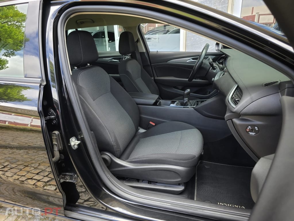 Opel Insignia 1.6 CDTi Business Edition