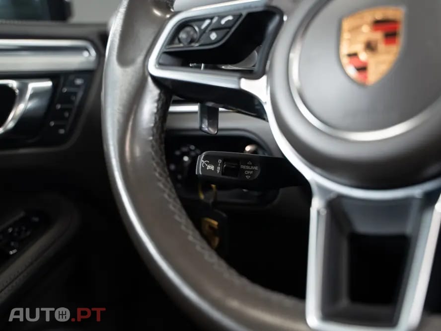 Porsche Macan S