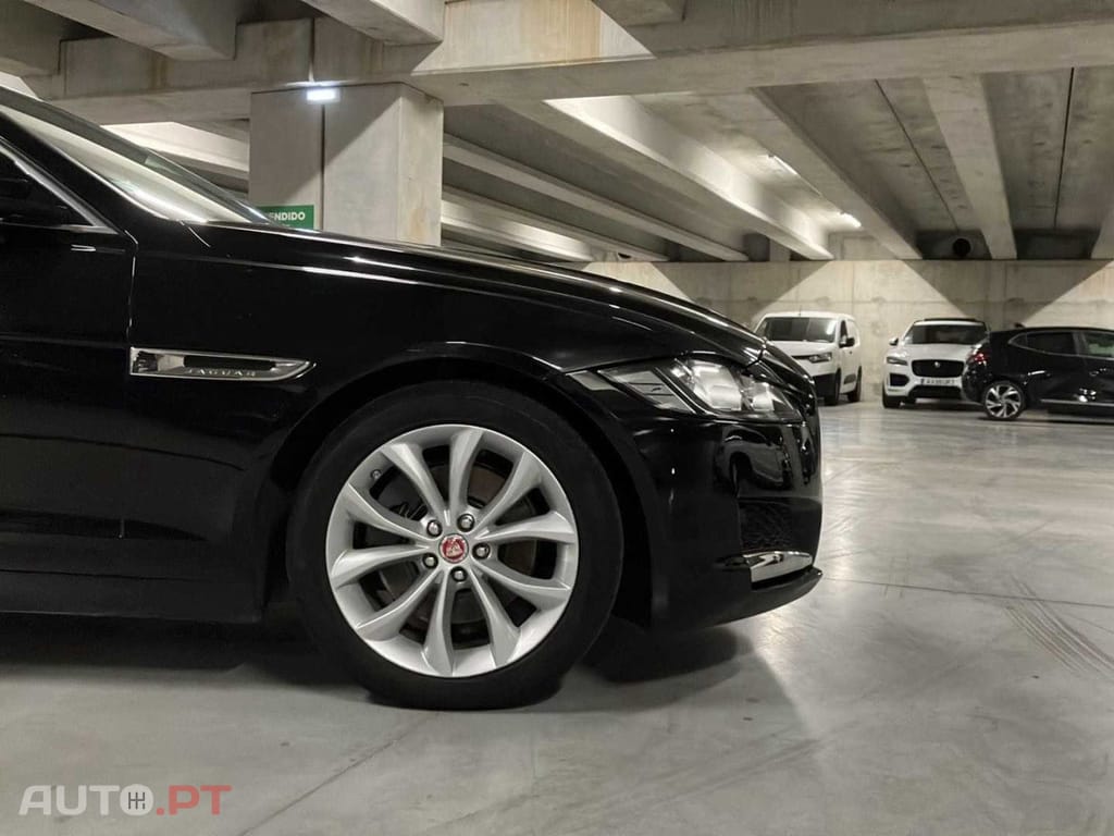 Jaguar XF 2.0 D Prestige Aut.