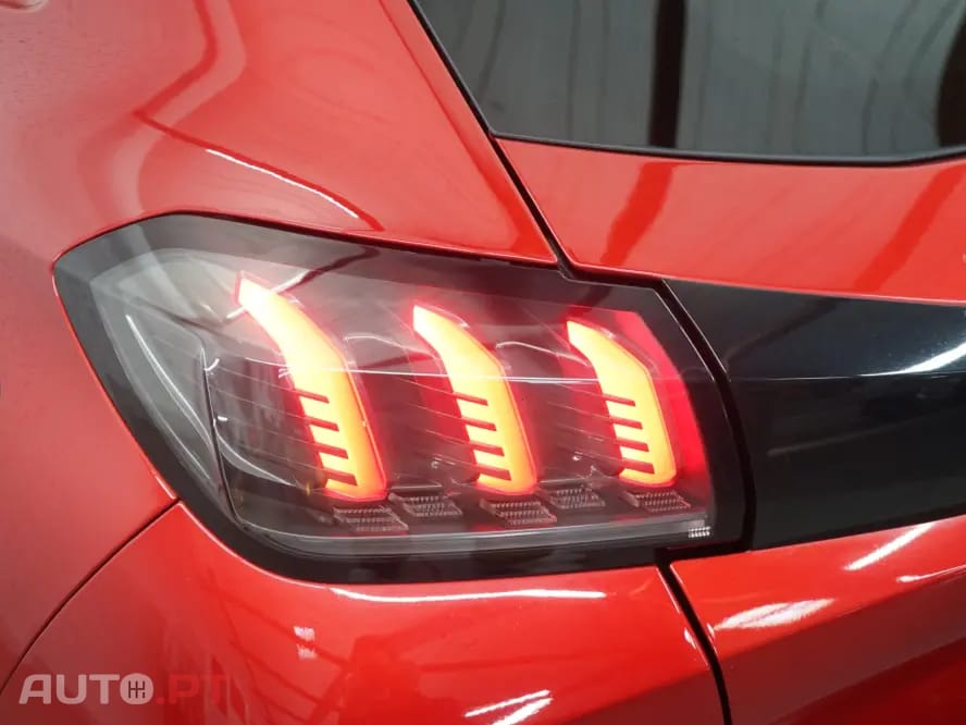 Peugeot 208 1.2 PureTech Allure Pack
