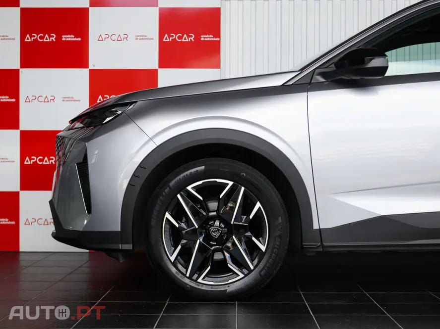 Peugeot 3008 1.2 Hybrid Allure e-DCS6