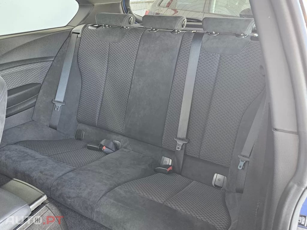 BMW 118 i Pack M — fotografia 4